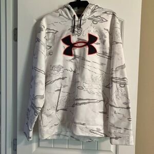 Under Armor size M hoodie
